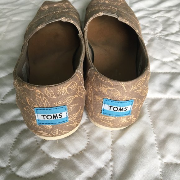 TOMS rose gold leaf pattern blush classic Alpargatas slip on shoes - Picture 4 of 8